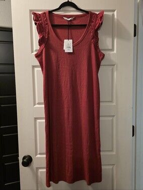 Sleeveless Ruffle-Shoulder Ribbed Knit Dress in Raspberry Size XXL